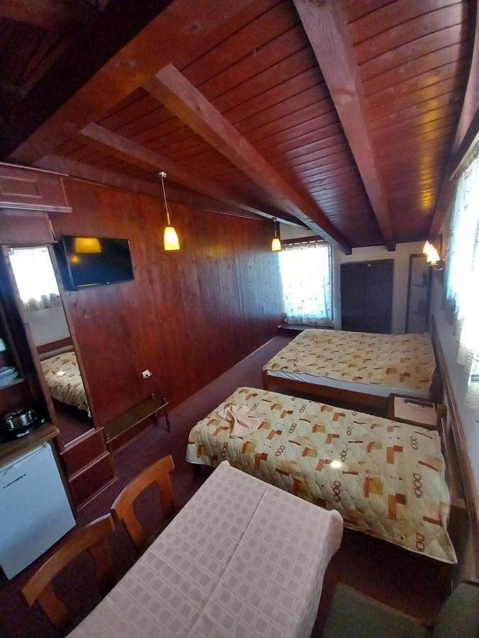 Villa Renesans Dojran エクステリア 写真
