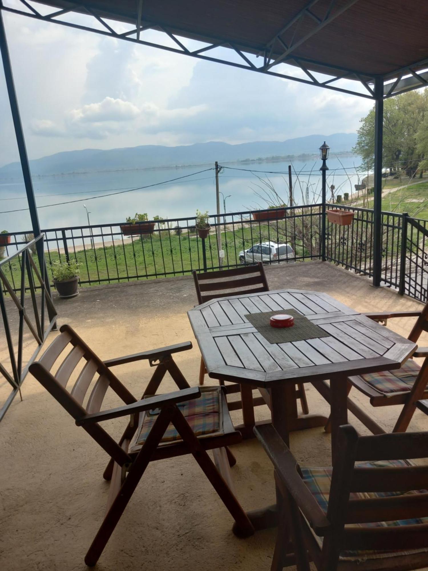 Villa Renesans Dojran エクステリア 写真